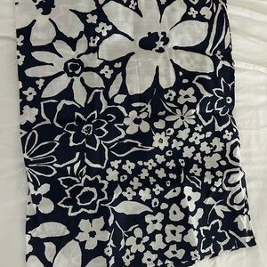 Kate Spade Navy Blue White Flowers Pillowcases Set Of 2